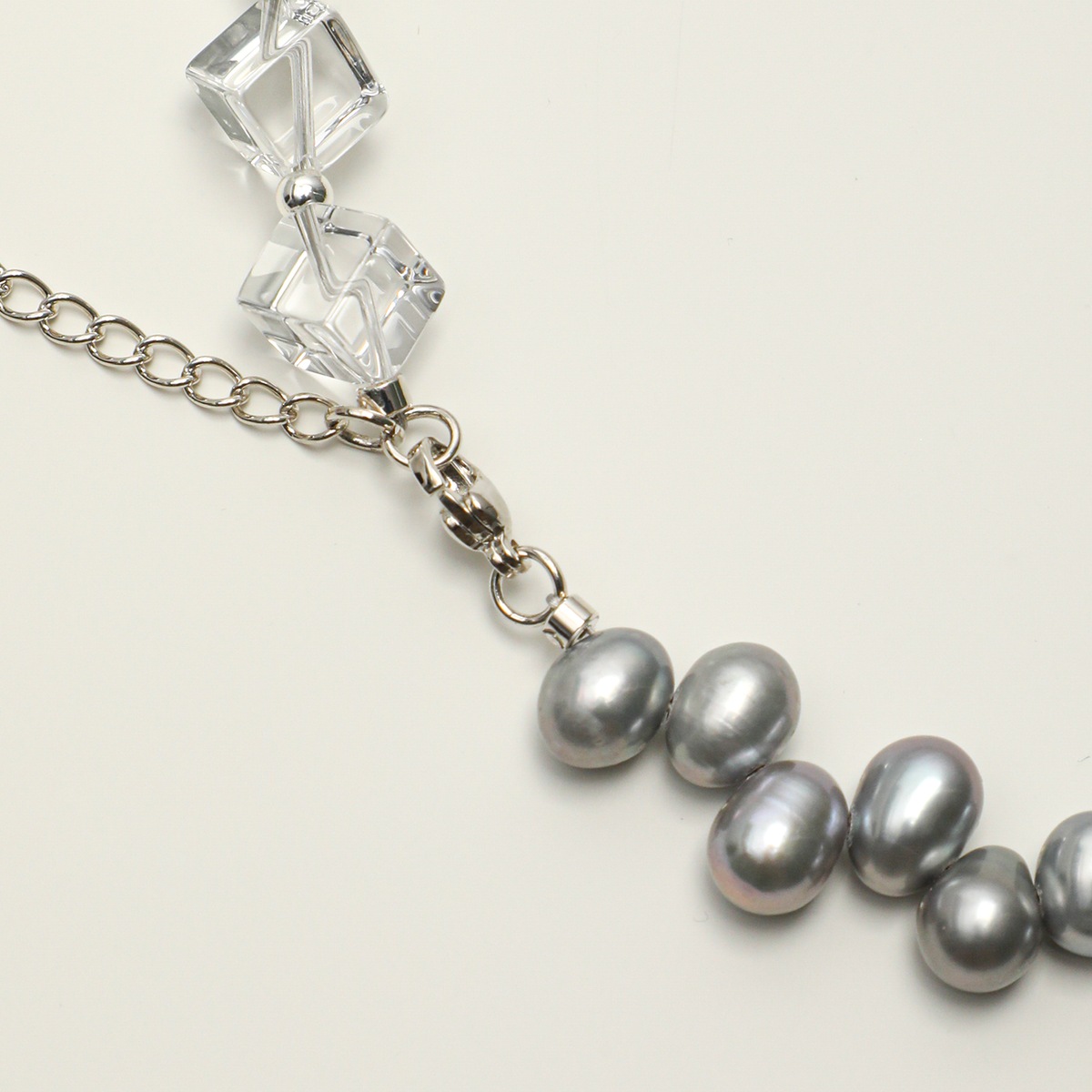 Lobster clasp and extender chain detail