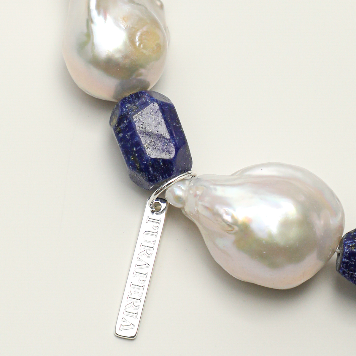 Long engraving tag, baroque pearl and lapis lazuli detail
